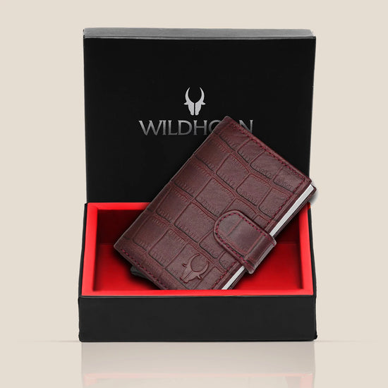 ARNOLD RFID Protected Leather Card Holder for Men - WILDHORN