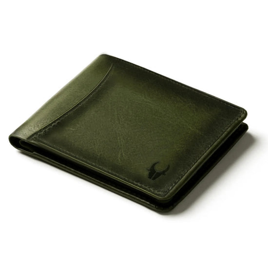 BOSTON RFID Protected Leather Wallet for Men - WILDHORN