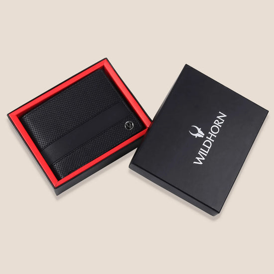 CHESTER RFID Protected Leather Wallet for Men - WILDHORN