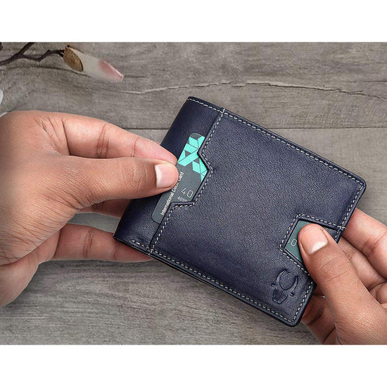 LOUIS RFID Protected Leather Wallet for Men - WILDHORN