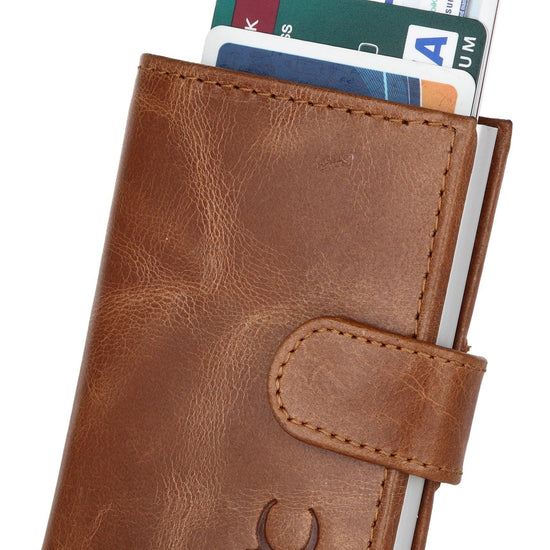 WildHorn® RFID Protected Unisex Genuine Leather Card Holder Crunch - WILDHORN