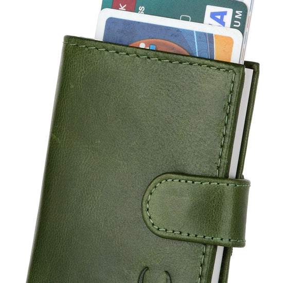 WildHorn® RFID Protected Unisex Genuine Leather Card Holder Crunch - WILDHORN