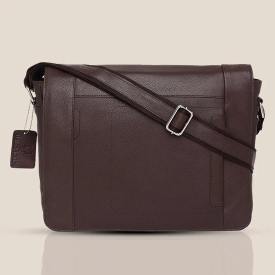 HEMSWORTH Leather Messenger Bag for Men - WILDHORN
