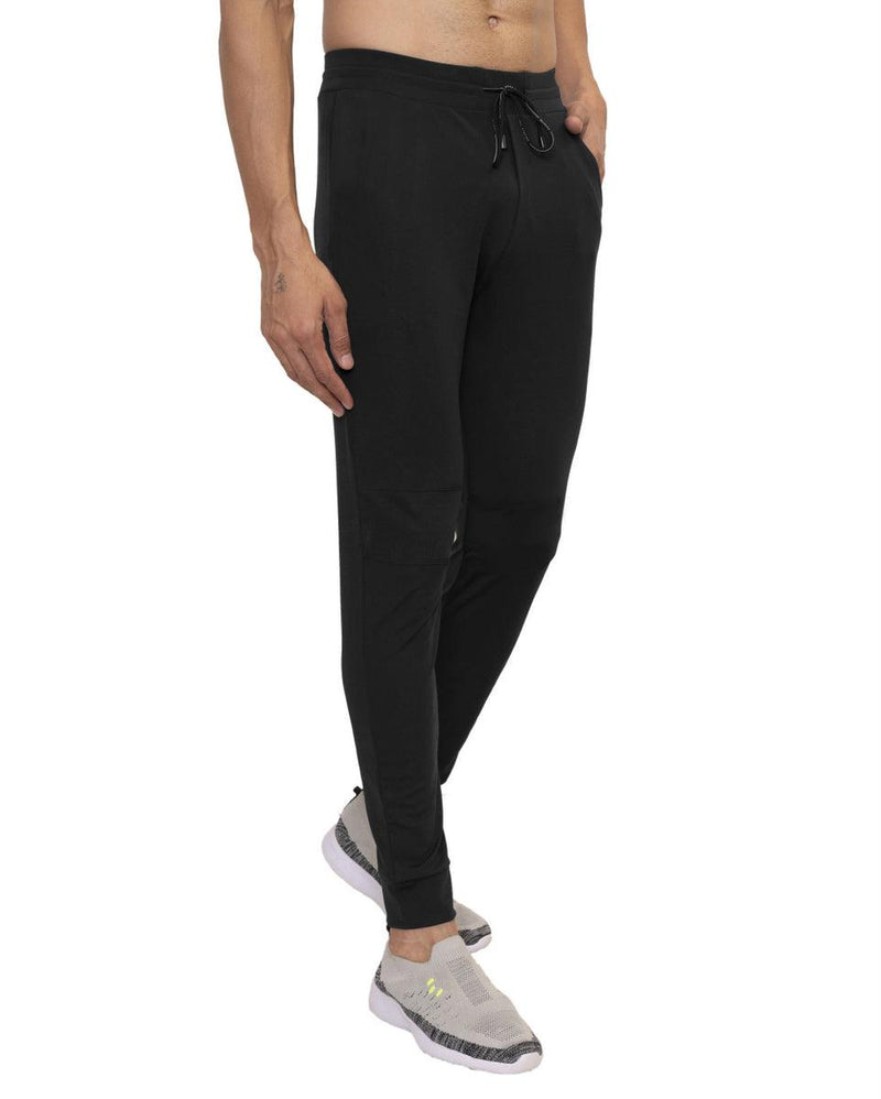 Black On Running Active Track Pants - JD Sports Global
