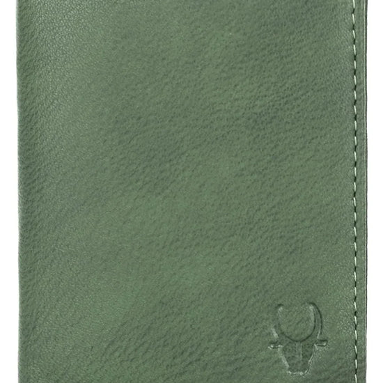 WILDHORN Top Grain Portrait Leather Wallet for Men | C-Clip Detachable Card Case I Credit & Debit Card Holder I RFID Blocking | Extra Capacity | Ultra Strong Stitching | | Gift for Him - WILDHORN